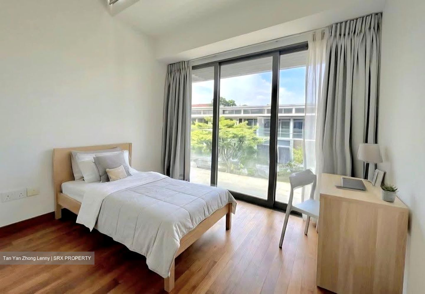 Hillcrest Villa (D11), Terrace #620745601